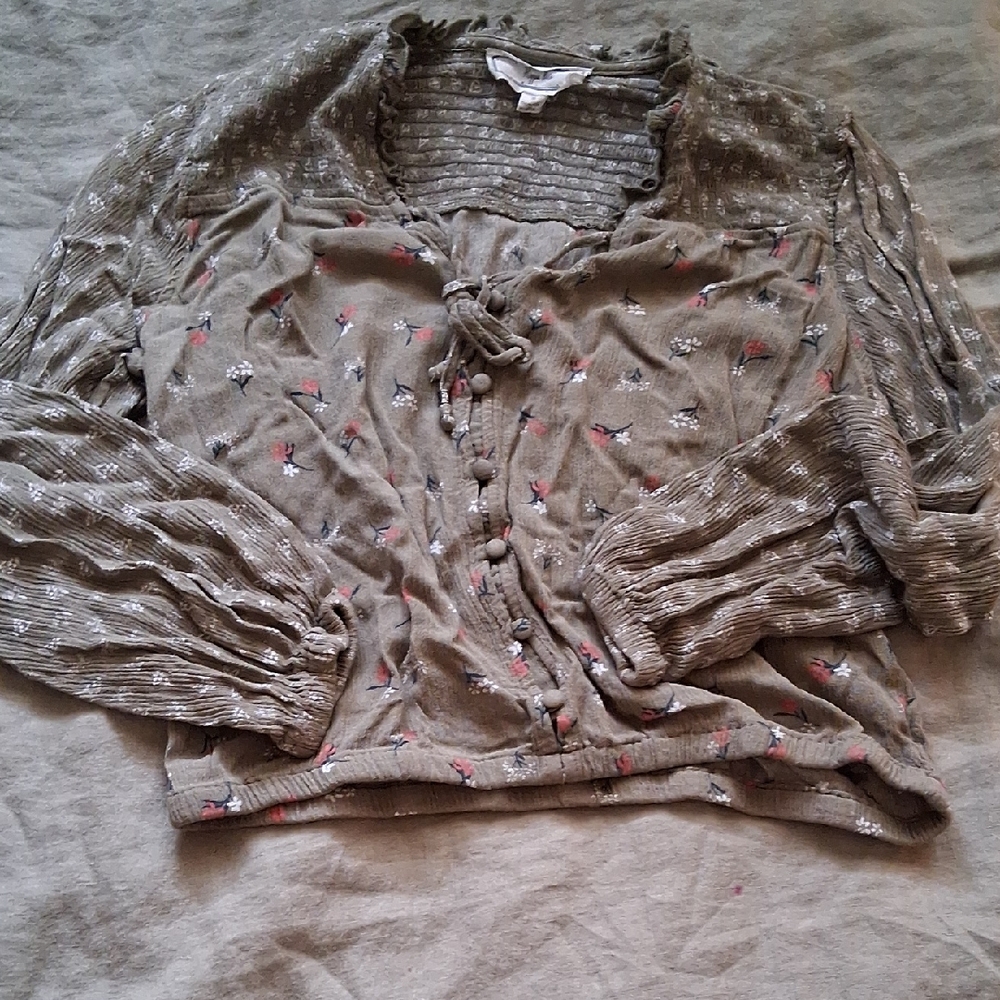 Hippie Rose Brand Olive Button-Front Floral Tie-Neck Top